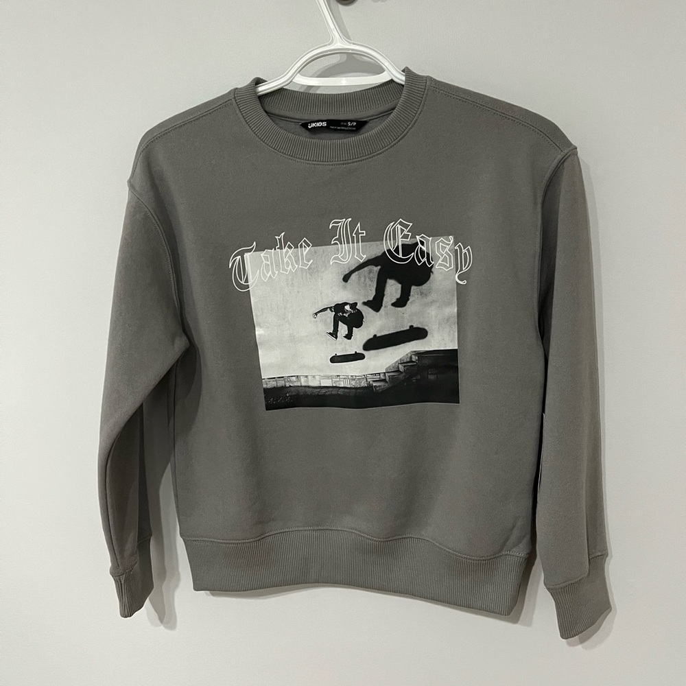 Urban Planet Gray Graphic Crewneck Sweater
